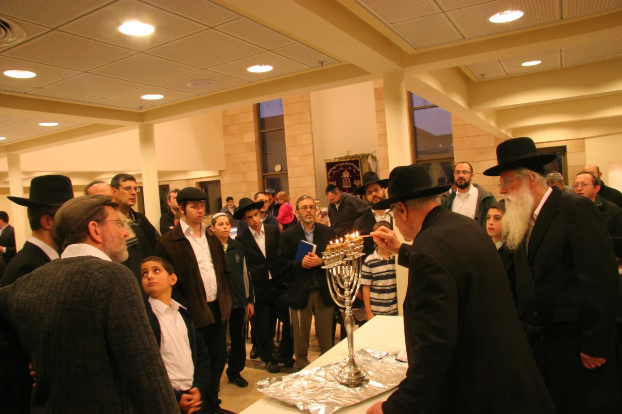 Aish Kodesh