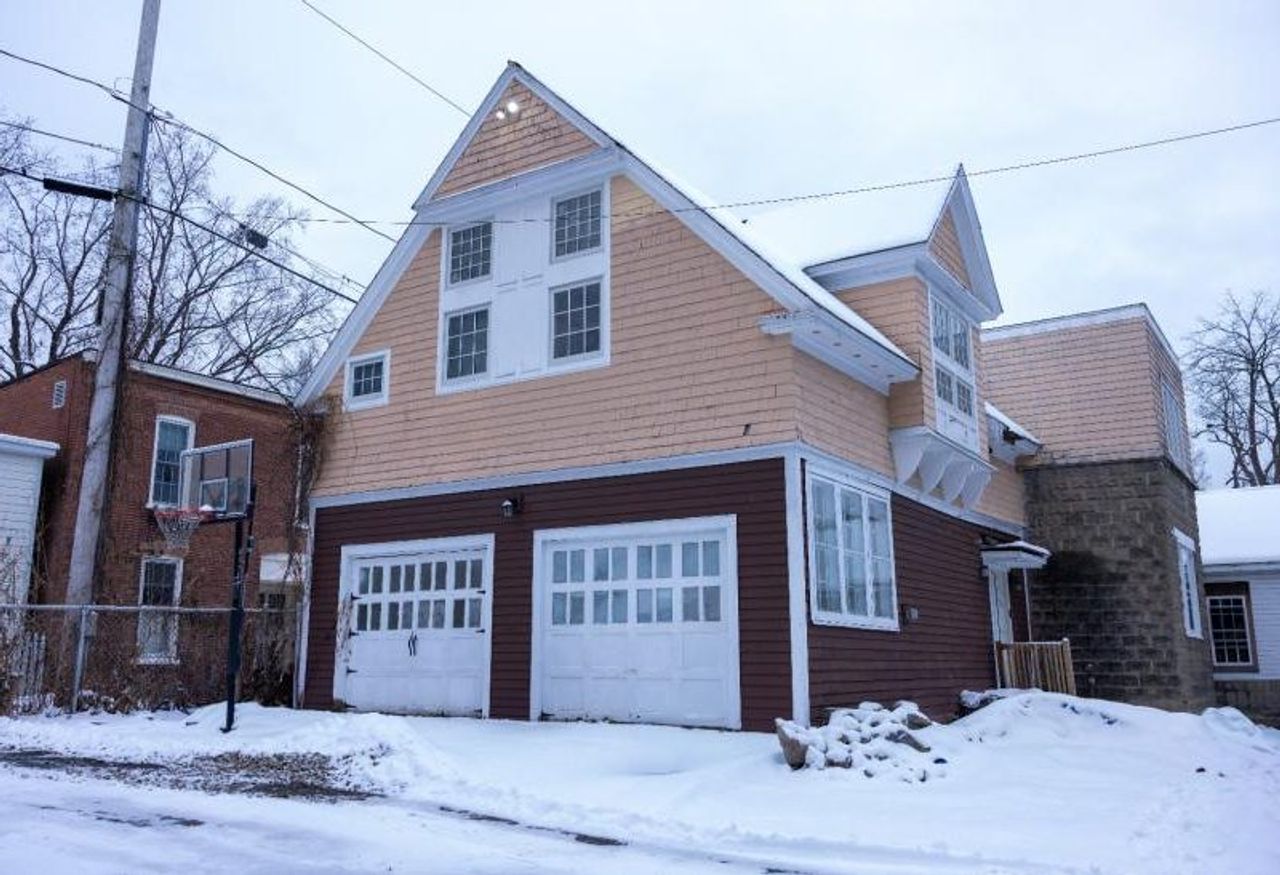 Toga House