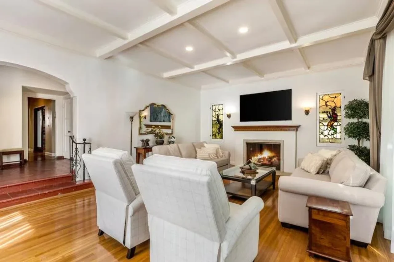 Fairfax Villa – Los Angeles, CA