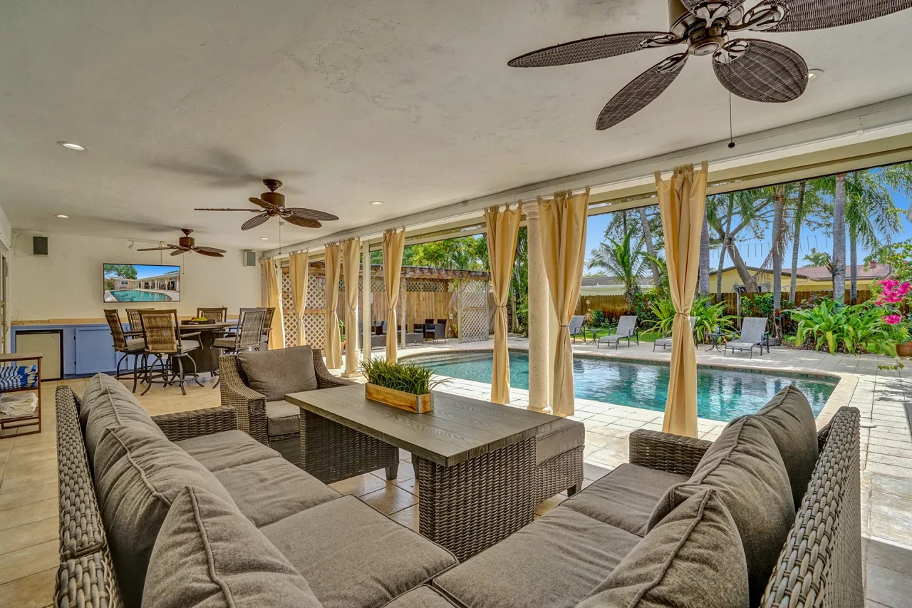 Garden Oasis Vila in Emerald Hills, Hollywood