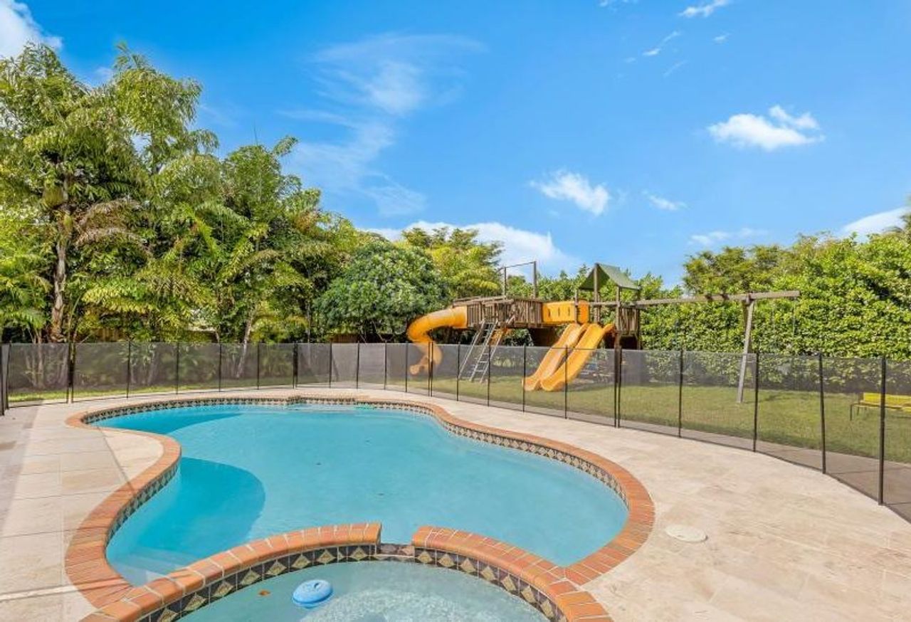 Calma Villa, Heated Pool""North Miami Beach, FL