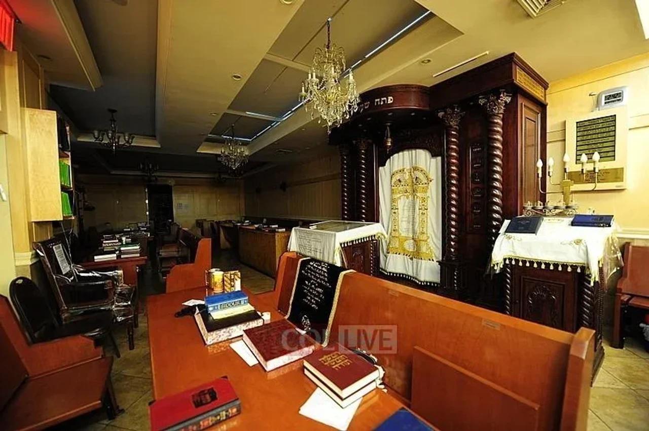 Chevra Ahavas Achim-Empire Shtiebel