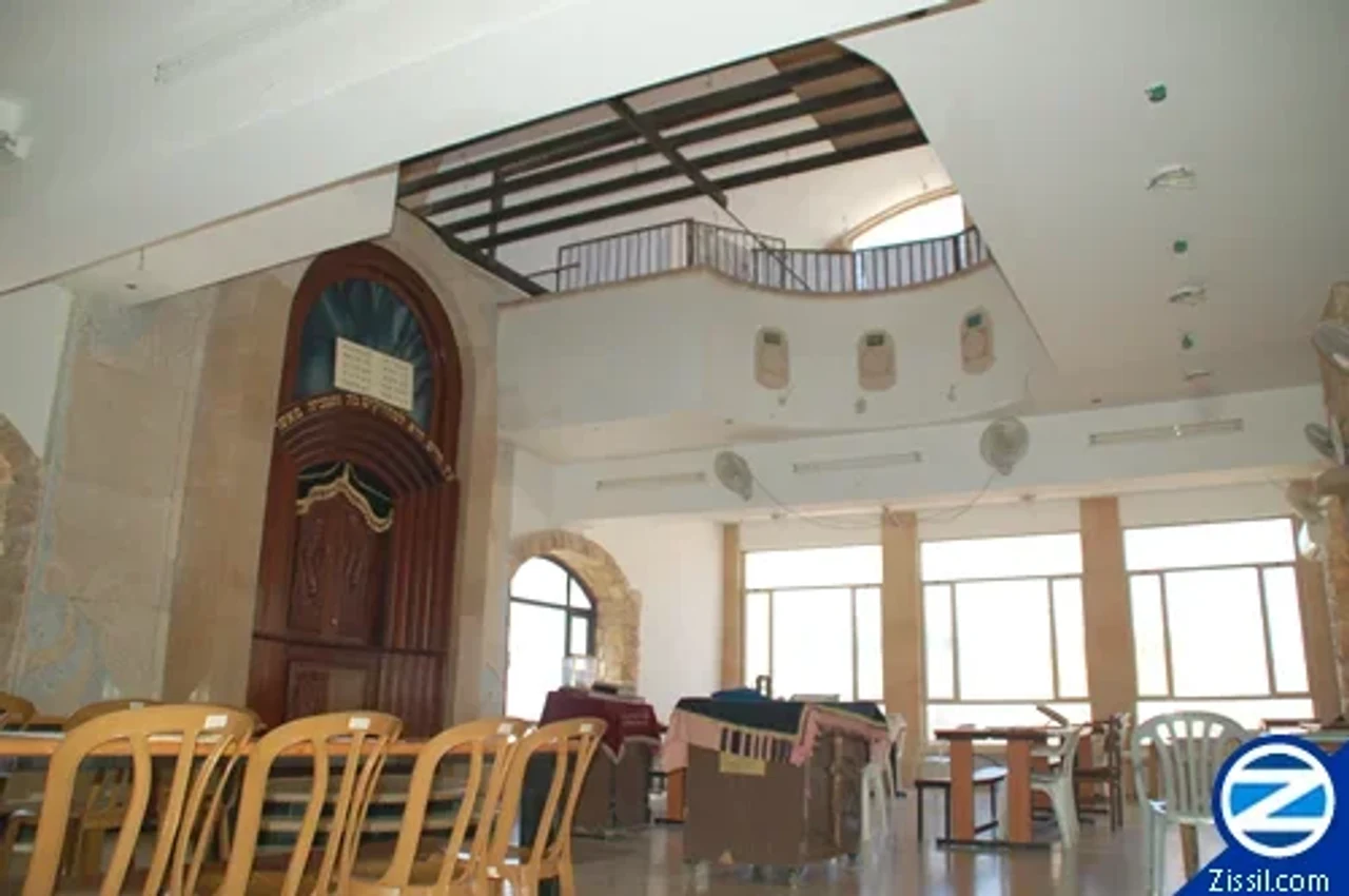 Temach Tzedek Synagogue-Yerushalayim