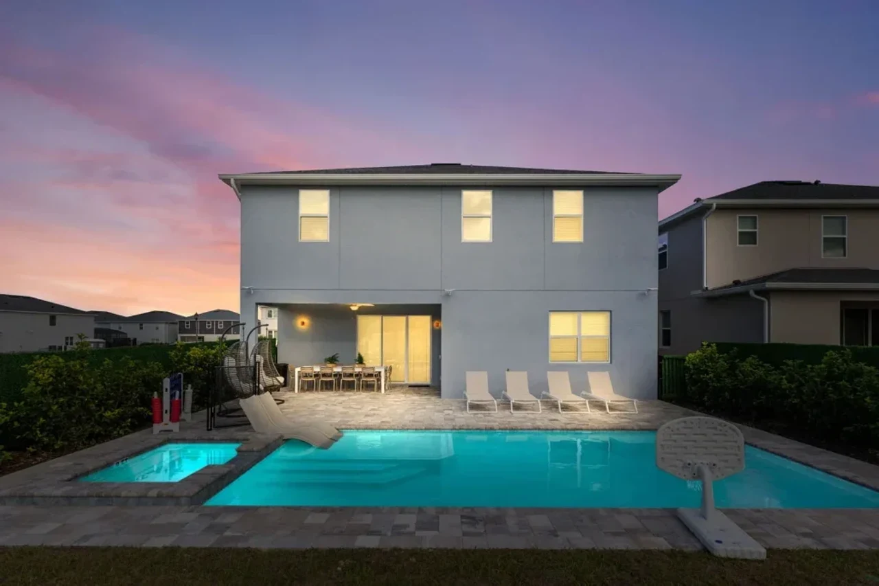 Villa paisible avec piscine chauffée – Orlando, Floride