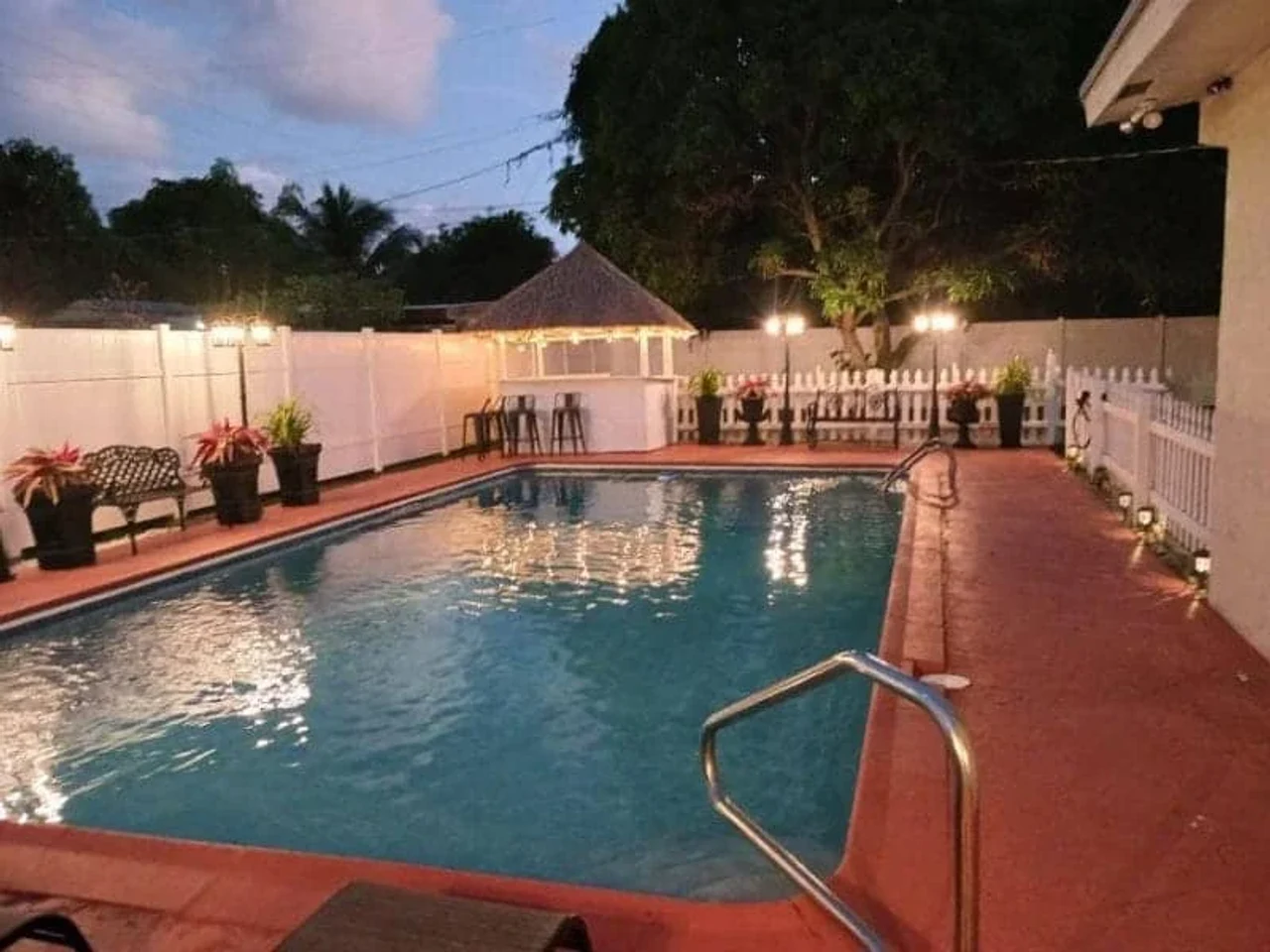 Tropical Villa, North Miami Beach, FL