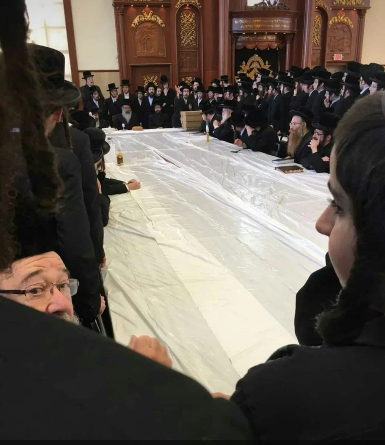 Khal Toras Chaim Viznitz