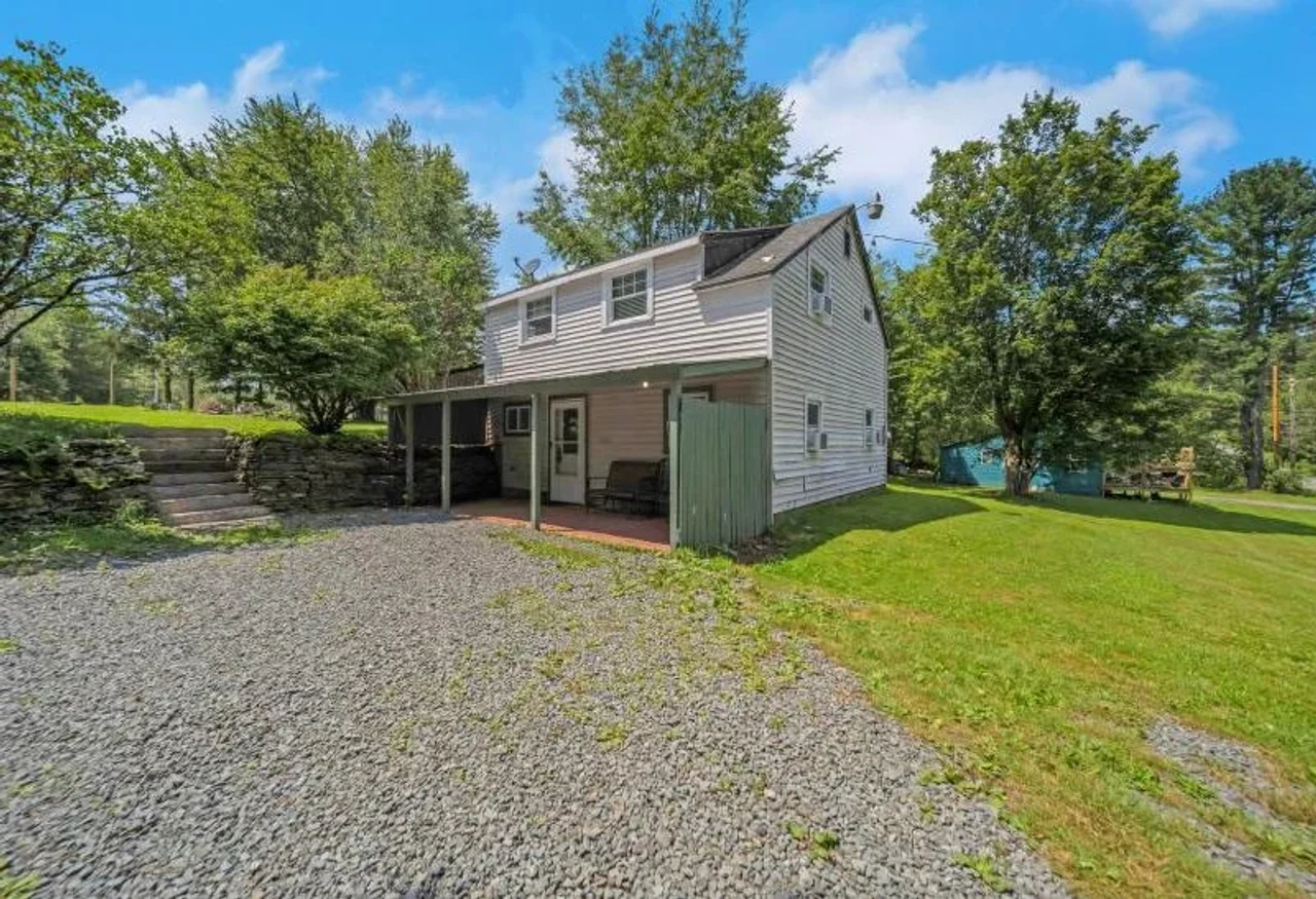 La Maison du Porche, Catskills, Liberty, NY