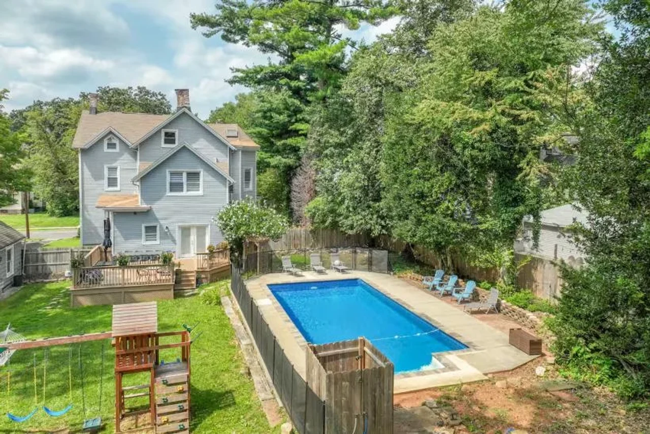 Arbres Villa, piscine chauffée – Roselle, NJ