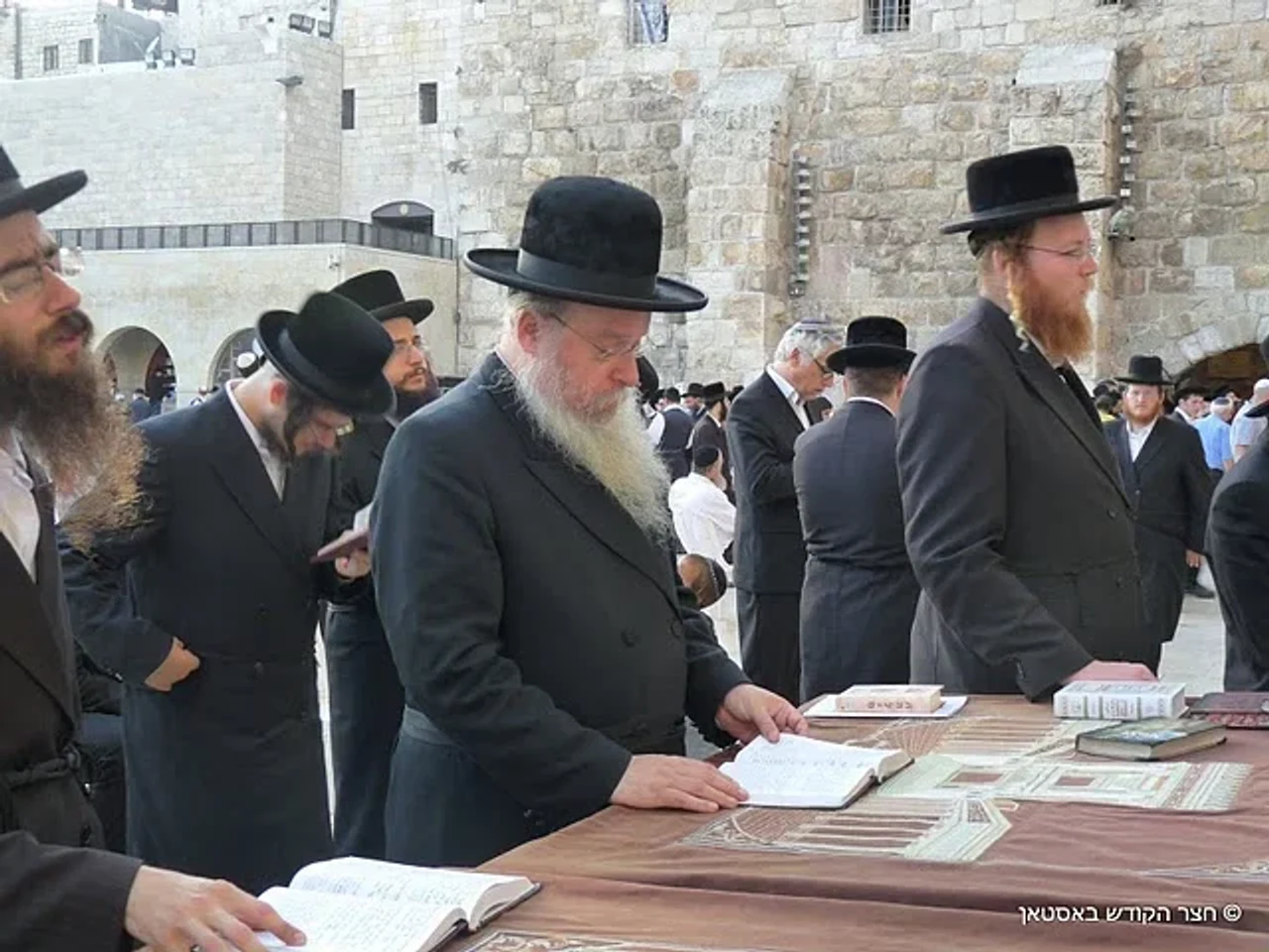 בת' פנחס (בוסטונר)