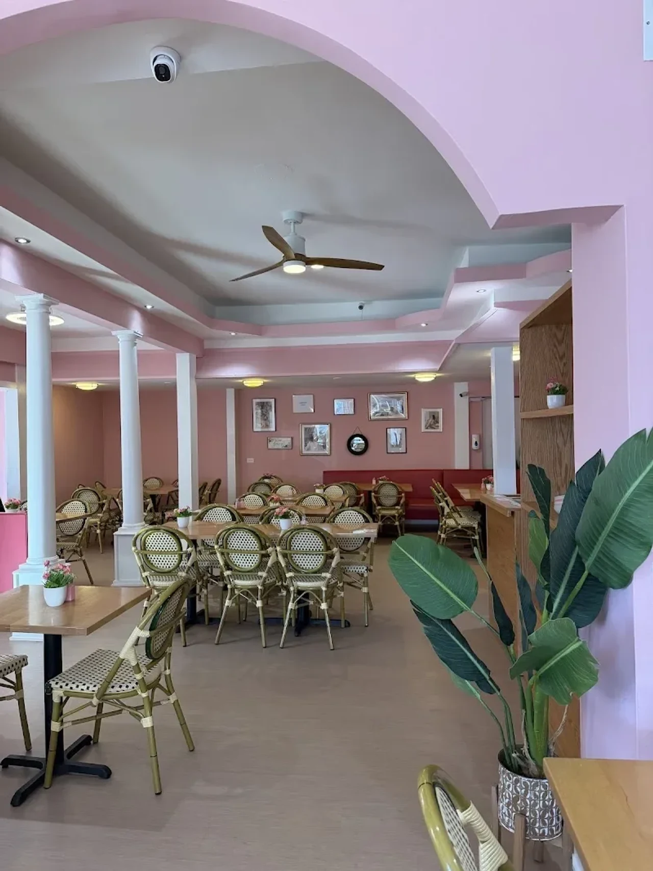 Grandma's Cheese Cafe