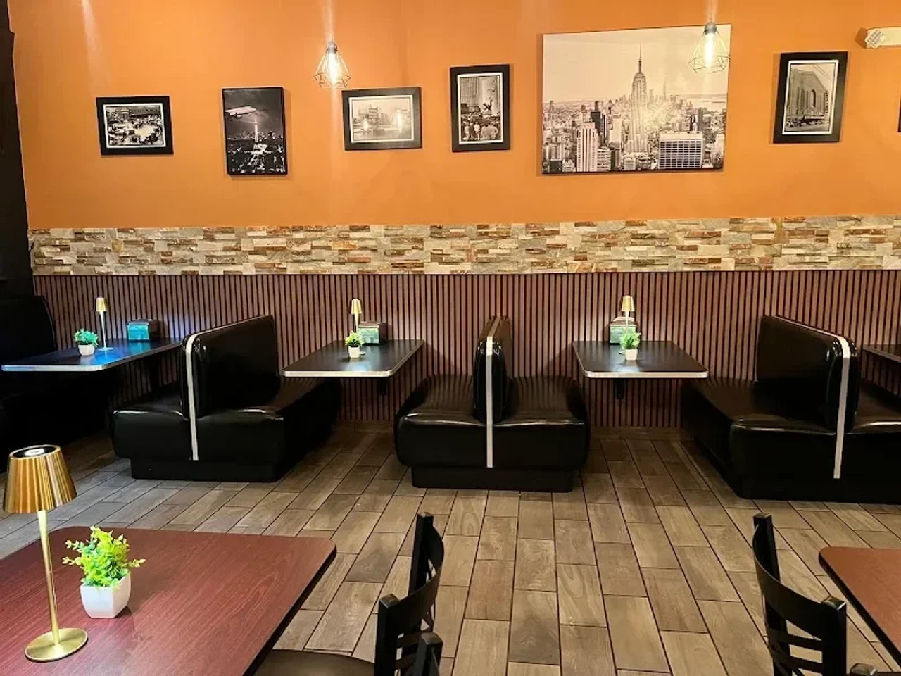 הסטייקבורגר והבר של ג'ייקובס