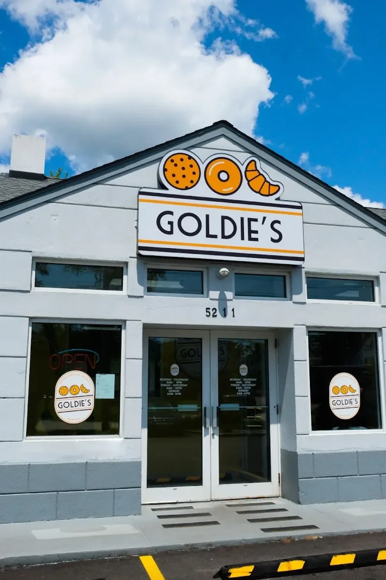 Goldie's Donuts & Bakery
