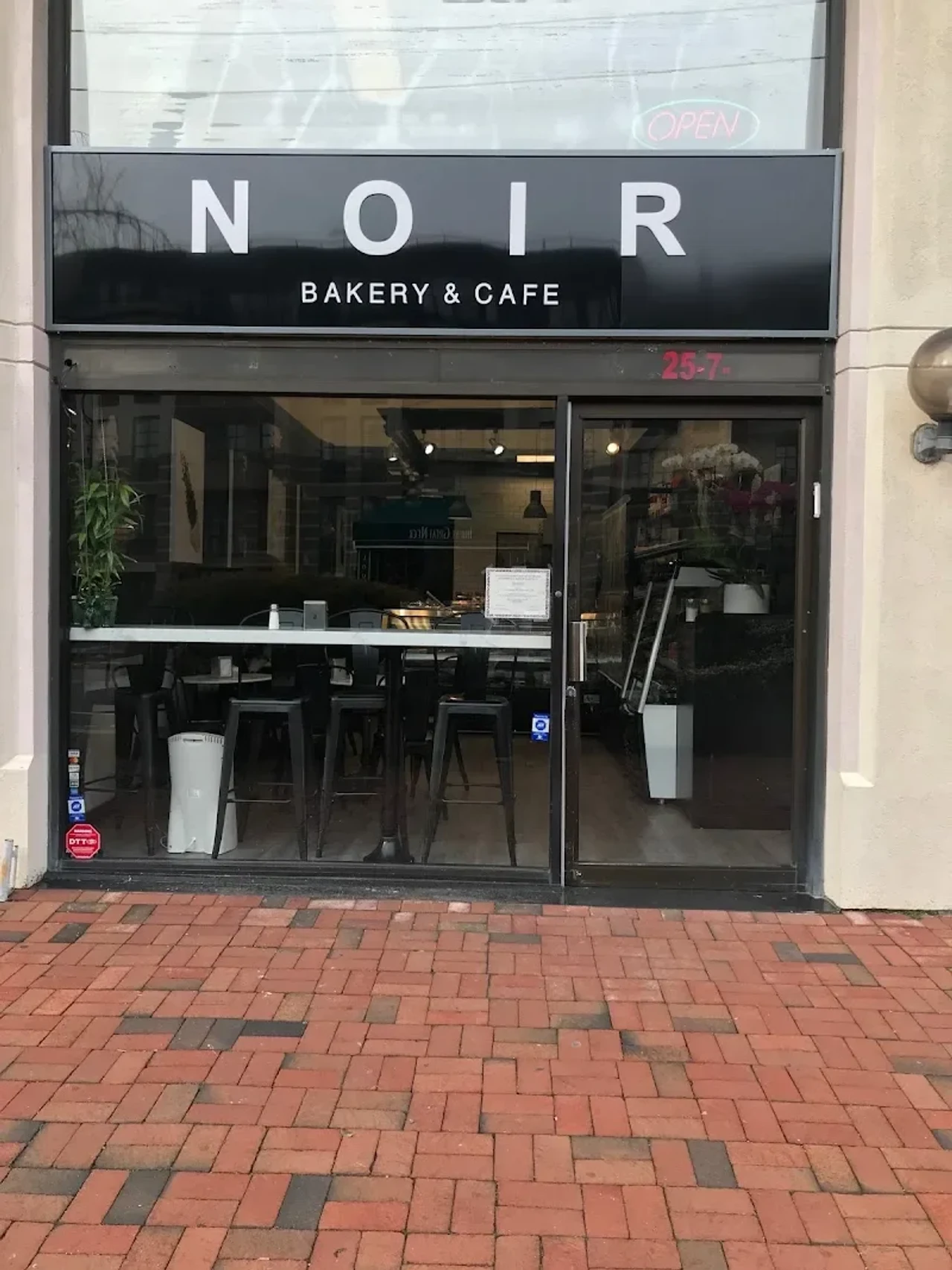 Boulangerie-café Noir