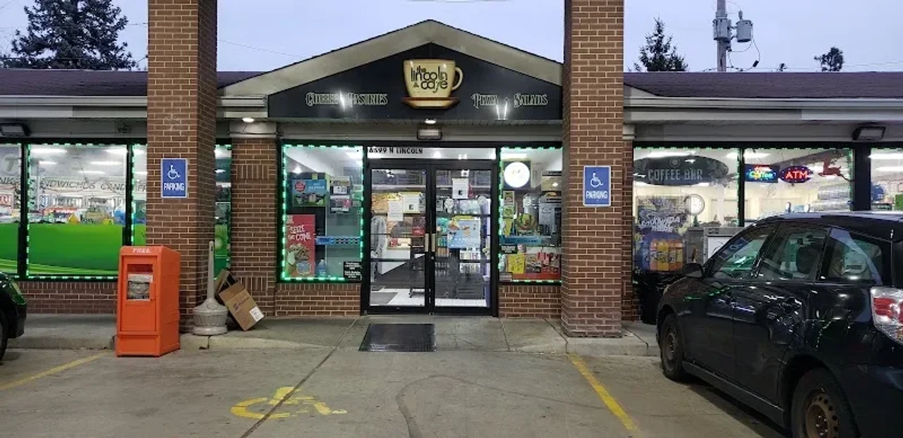 The Lincoln Cafe