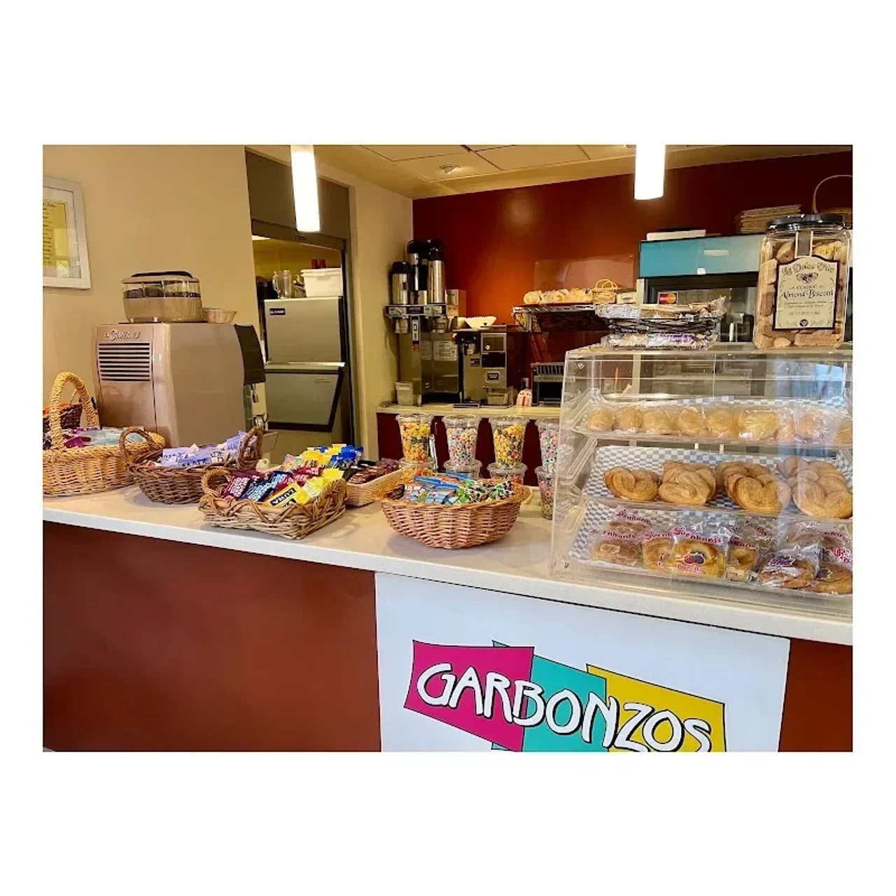 Cafe At The J