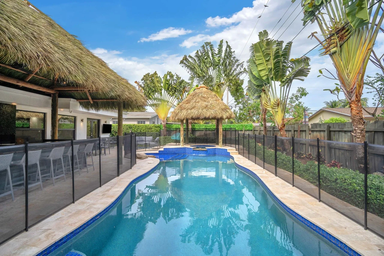 Maison de 3 chambres avec piscine à NMB