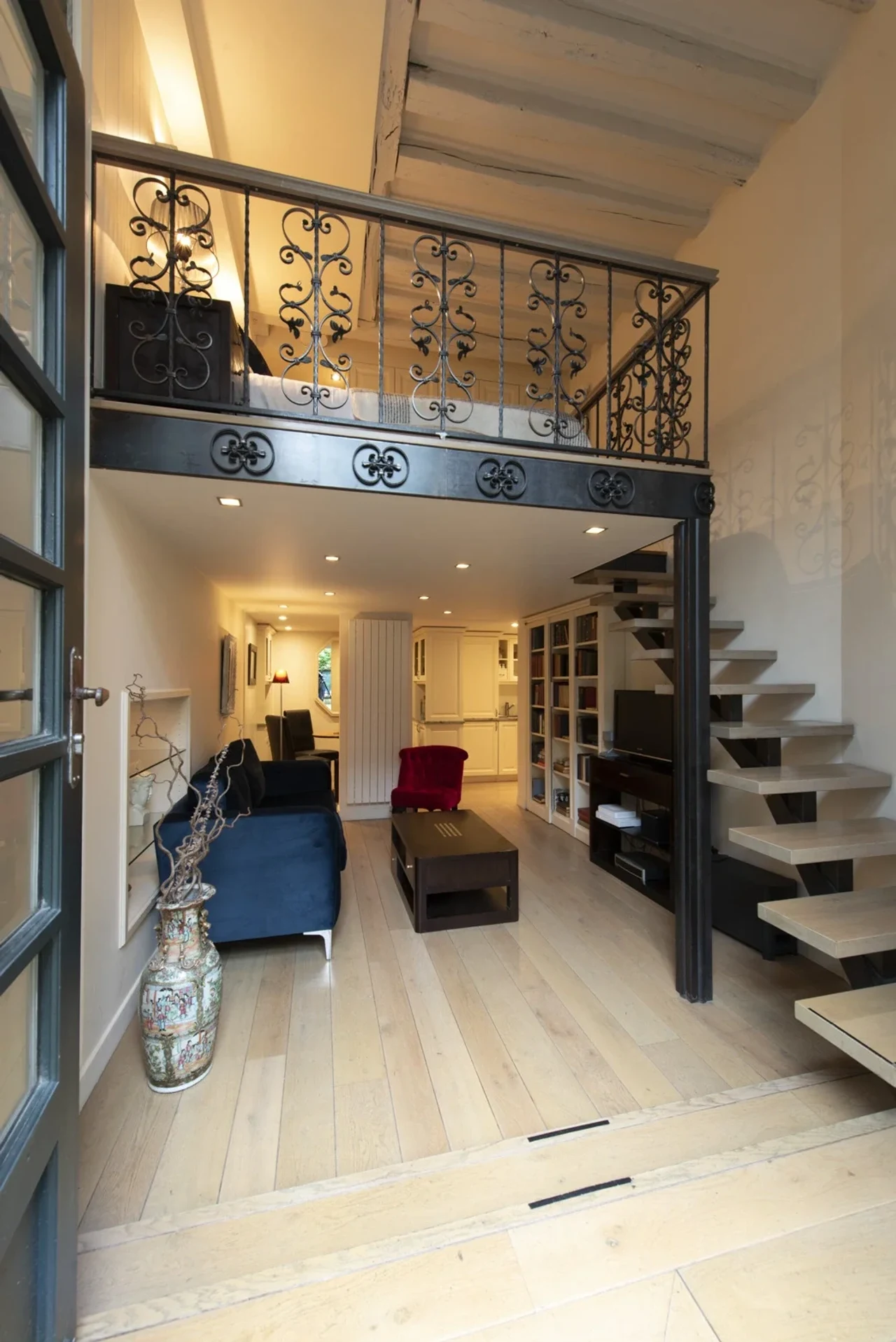 Appartement spacieux sur 2 niveaux