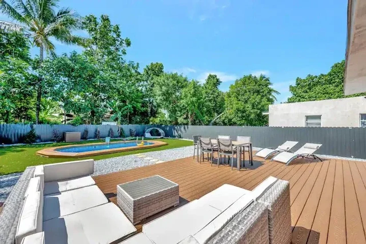 Modern Luxury Miami Villa - 4BR Retreat