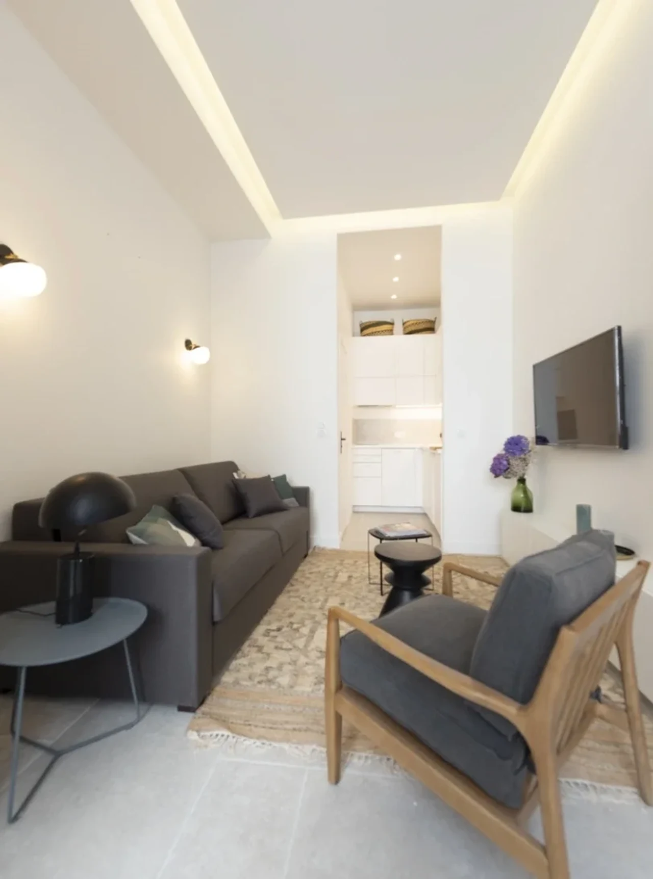 Studio élégant au rez-de-chaussée dans une cour tranquille